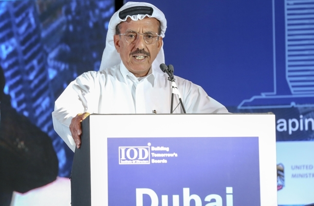 خلف الحبتور يلقي كلمة في مؤتمر دبي العالمي 2019